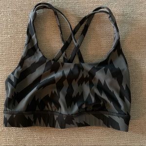 Lululemon sports bra size 2